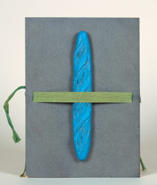 707   Man Ray. [Le pain peint].