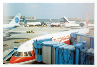 586   Peter Fischli & David Weiss. Airports.