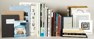 618   Diverse Künstler 42 Künstlerbücher und Kataloge, meist 1970 - 2010.